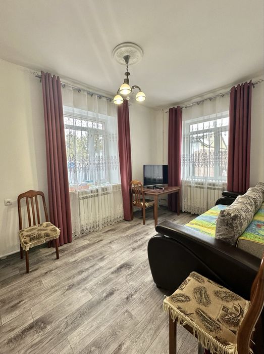 Продаётся  дом в центре города!