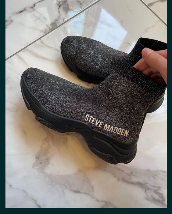 Сникърси Stave madden