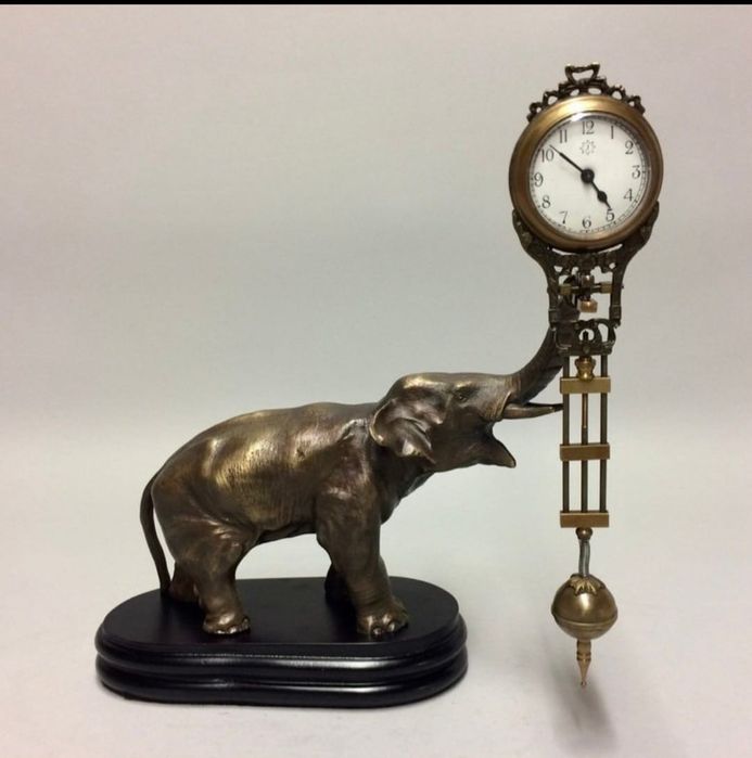 Phonograf Edison si ceasuri pendula