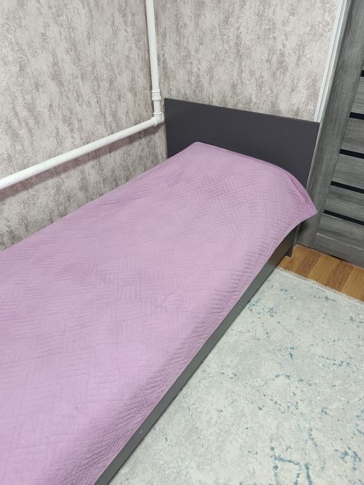 Кровать 90*200 с матрасом