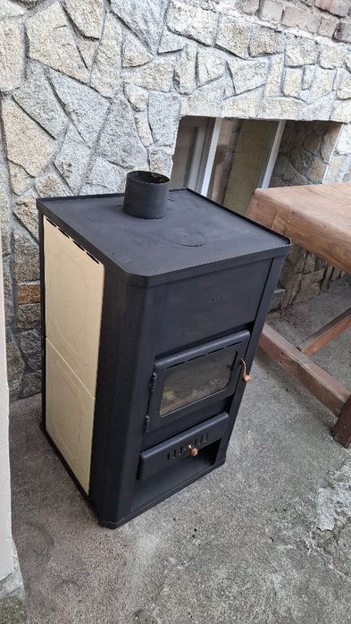 Камина Прити с водна риза