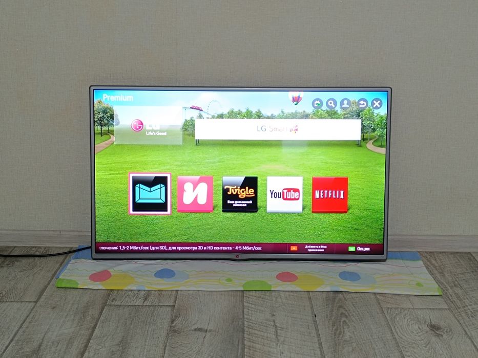 Телевизор Smart TV.  107см.