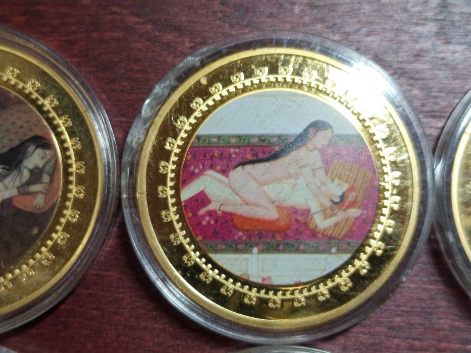 Лот от индииски монети