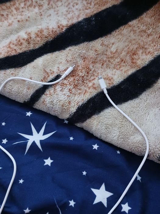 Casti AirPods 2+Cablu incarcare lightning