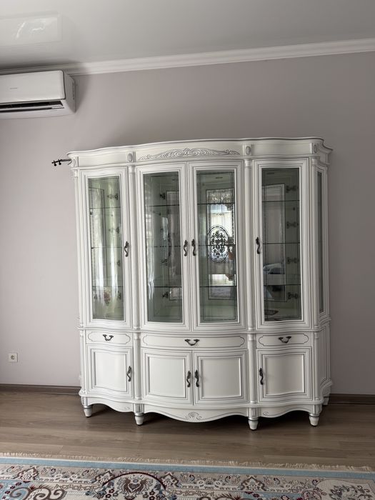 Продается горка для гостинной