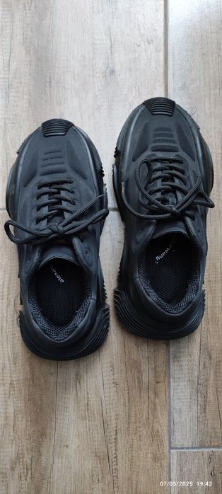 Alexander Wang 
Alexander Wang в колаборация с Adidas
Номер 36,5