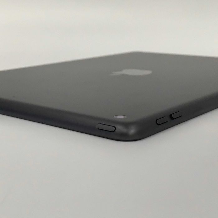 iPad 7 10,2 дюйма, 32 ГБ, черный, Wi-Fi Edition.