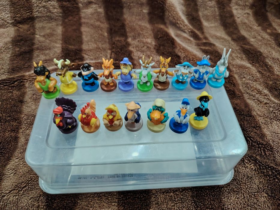 Срочно продаю киндер игрушки