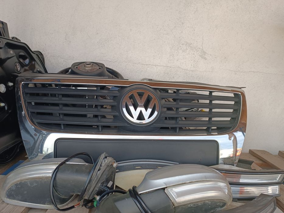 Предни решетки за Фолксваген Пасат, Джета, Тоаран и Голф 4