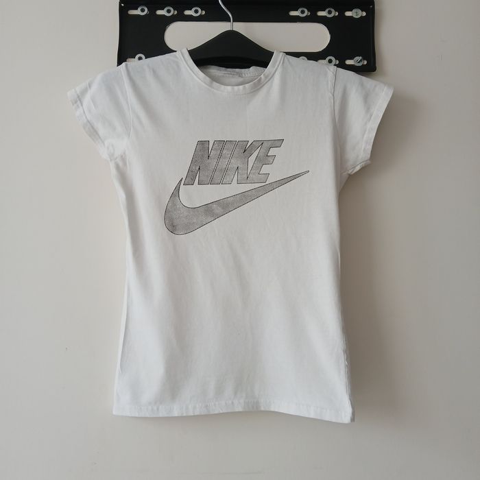 Тениски nike ,zara, h&m