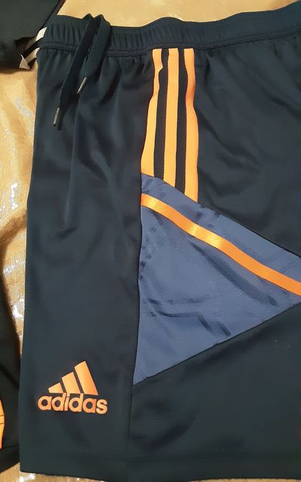 (XL 158-164) ADIDAS MANCHESTER UNITED оригинален детски сет
ю