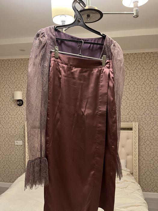 Костюм с юбкой