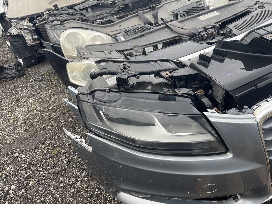 Far / faruri audi a4 b8