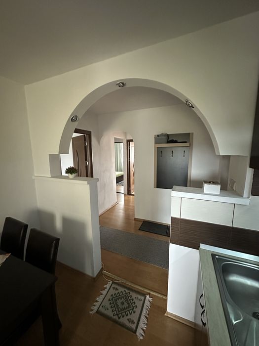 Apartament 4 camere / etajul 1 / 86 MPU / Lazaret