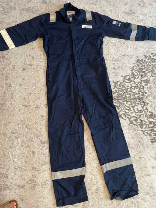 Спецовка новая, XL,L размере, торг имеется