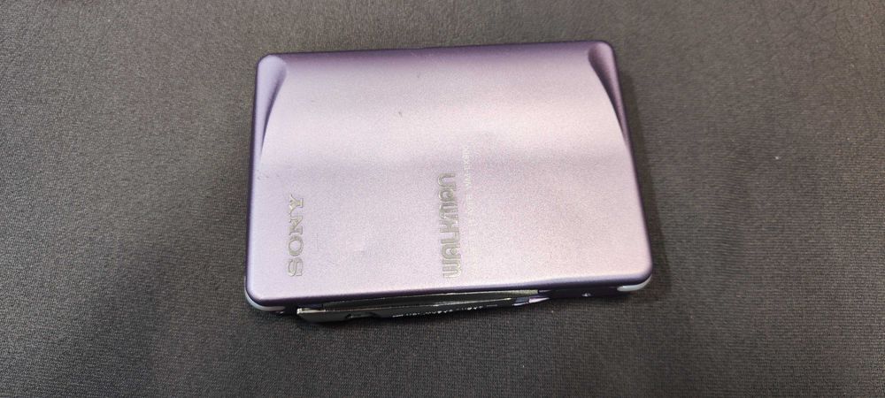 Продавам уокмен Sony WM EX-900