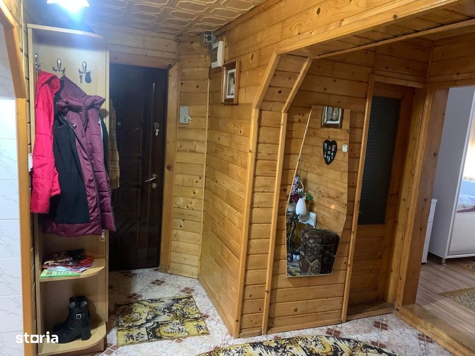 Apartament De Vanzare 3 Camere Siret
