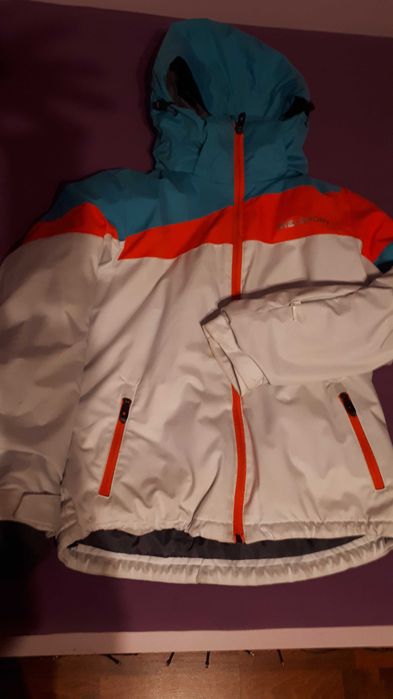 2 geci schi si pantalon schi fata