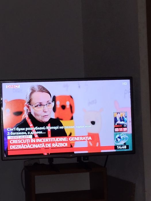 Vând tv led LG 81 cm