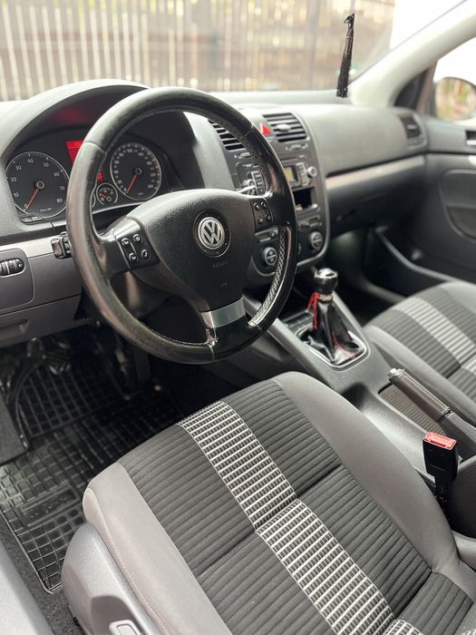 Volkswagen Golf 5 United 1.6mpi