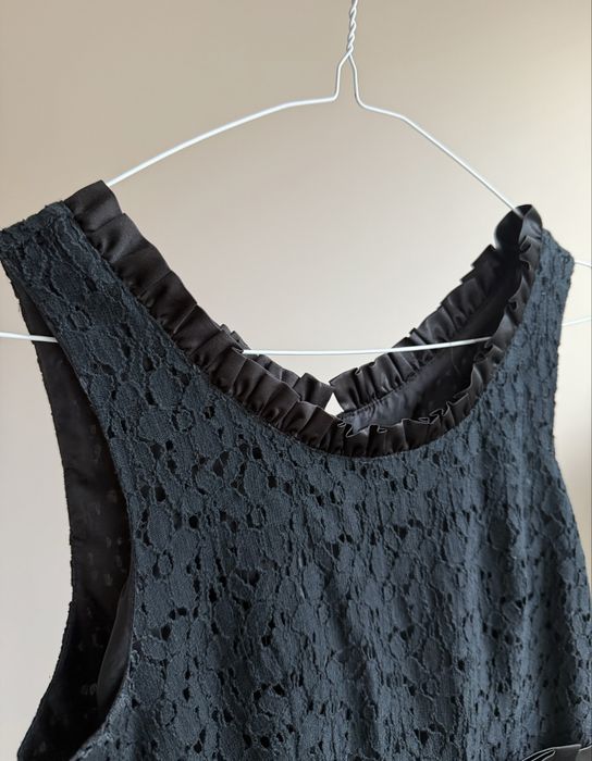 Тъмносиня дантелена рокля - размер S