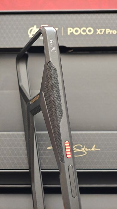 Кутия, Кейс и кабел за Xiaomi Poco X7 Pro Iron Man Limited edition