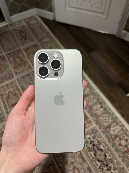 iphone 16 pro Natural Titanium