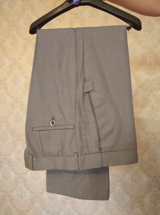 Брюки+костюм серого цвета