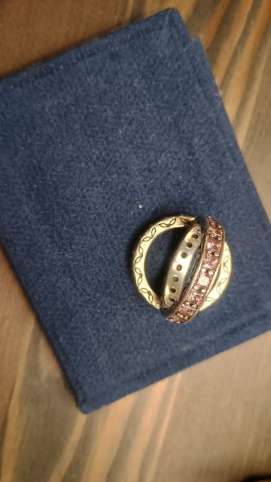 Inele Pandora cu zirconiu alb și roz,mărime 56,arată impecabil