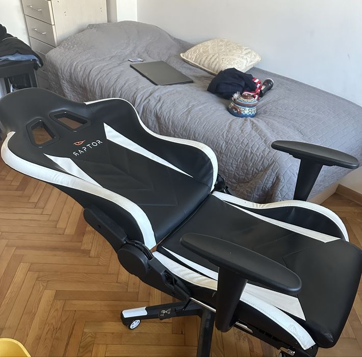 Геймърски стол Raptor