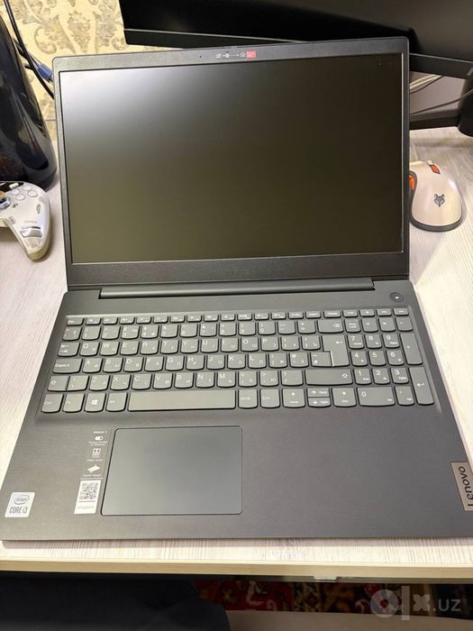 Срочно акция Lenovo i3-10 поколения 256 ссд озу 8 идеал