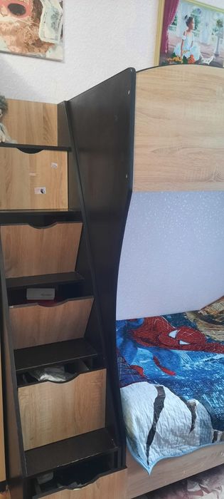 Продам детскую кровать