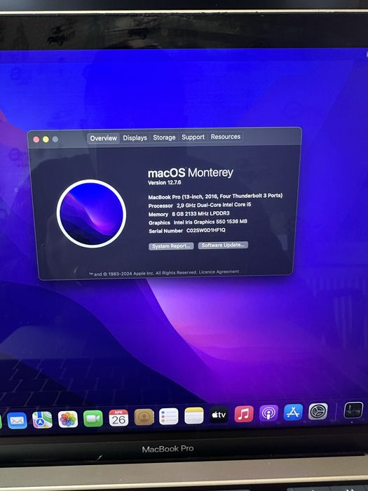 Macbook Pro 13 inch cu TouchBar A1706