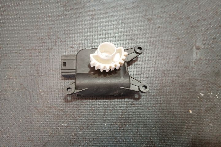 Motoras clapeta aeroterma 3C0907511C 3C0907511C Volkswagen VW Passat
