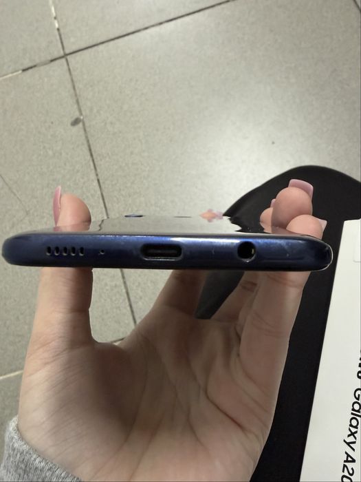 Самсунг А20 продается