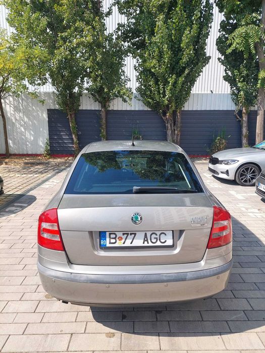 SKODA Octavia 2007 — imagine 3