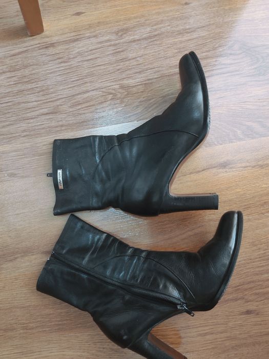 Продам кожаные ботинки