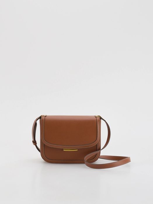 НОВА кожена чанта през рамо RESERVED