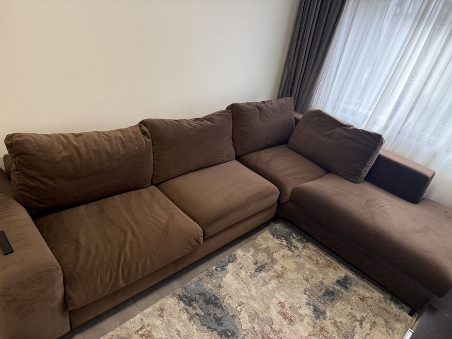 Canapea pe colt extensibila