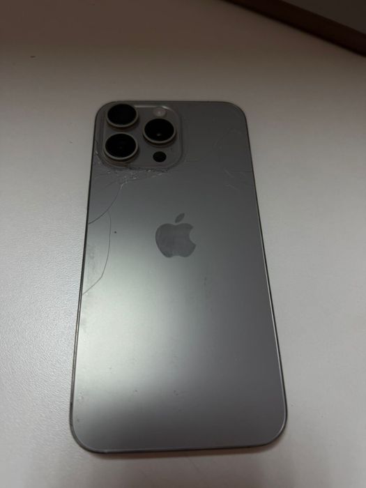 Iphoen 15 pro max 256гб