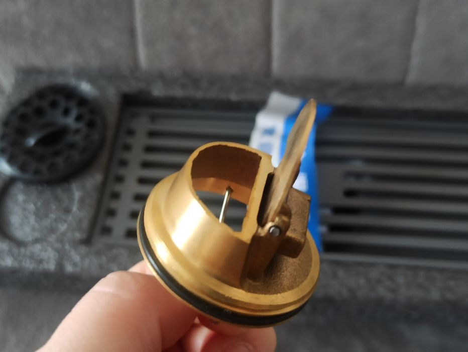 Душевой трап, напольный слив