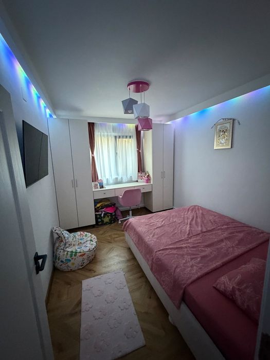 Apartament 4 camere