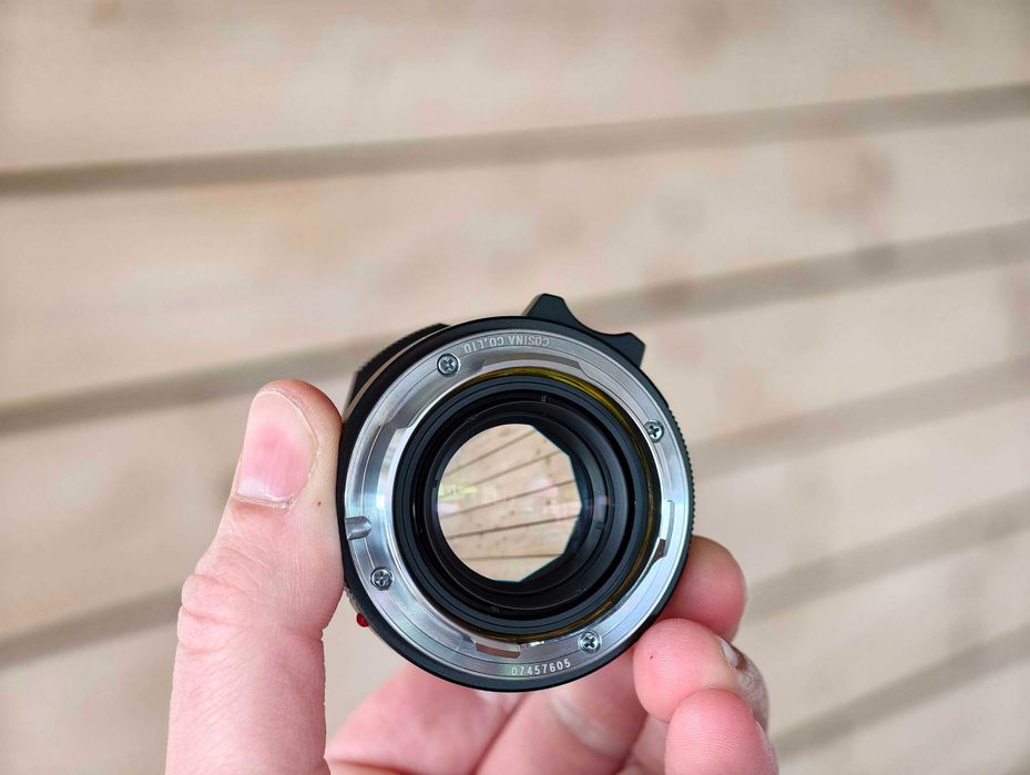 Voigtländer Nokton 35mm f/1.4 MC VM II Leica M black