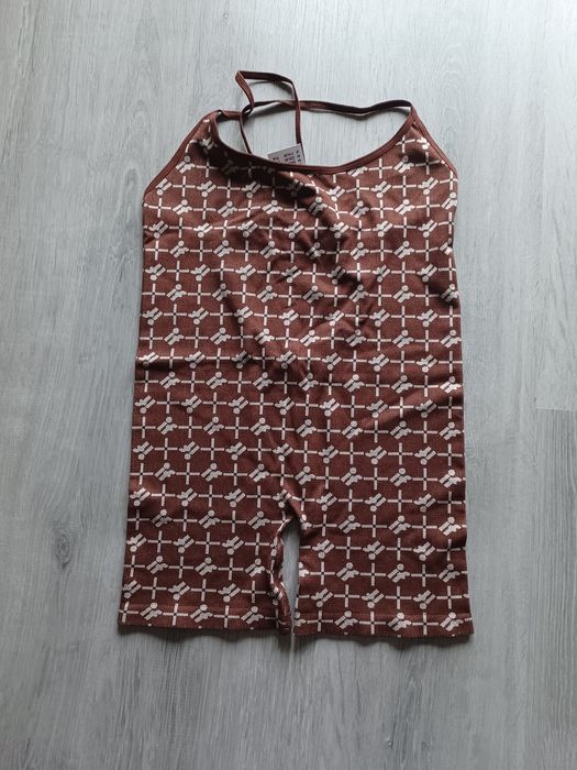 Нов гащеризон Urban Outfitters M