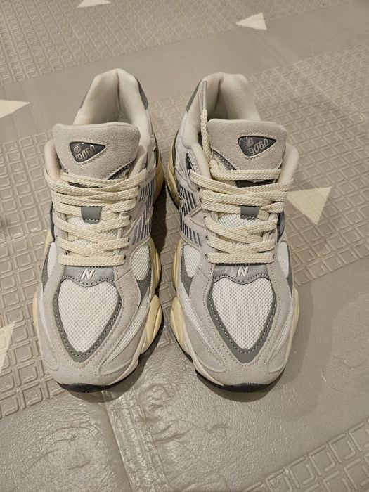 Нови маратонки по модела 9060 на New Balance