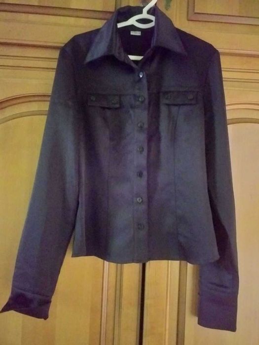 Продается рубашка 44 размер женская