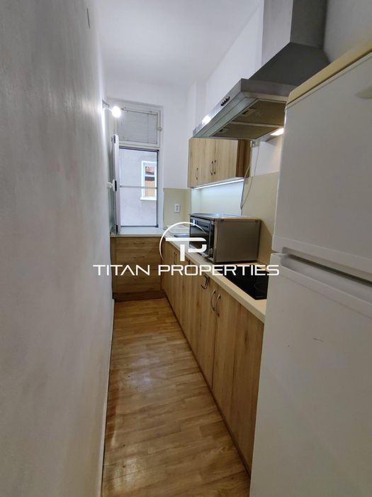 Дава се под наем Двустаен апартамент в Пловдив, Център - 50 кв.м за 325 € - Снимка #1