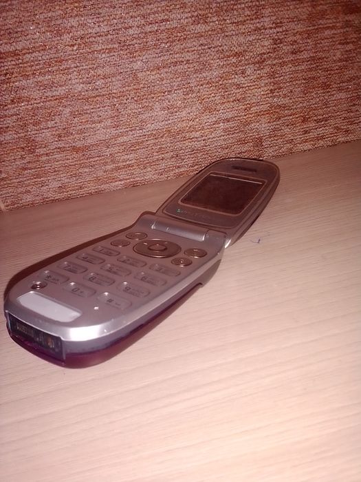 Продам телефон sony ericsson
