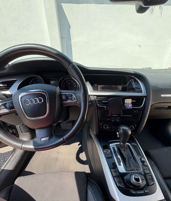 De vânzare Audi A5 | 2.0 TDI (143 CP) | An 2011 | Proprietar