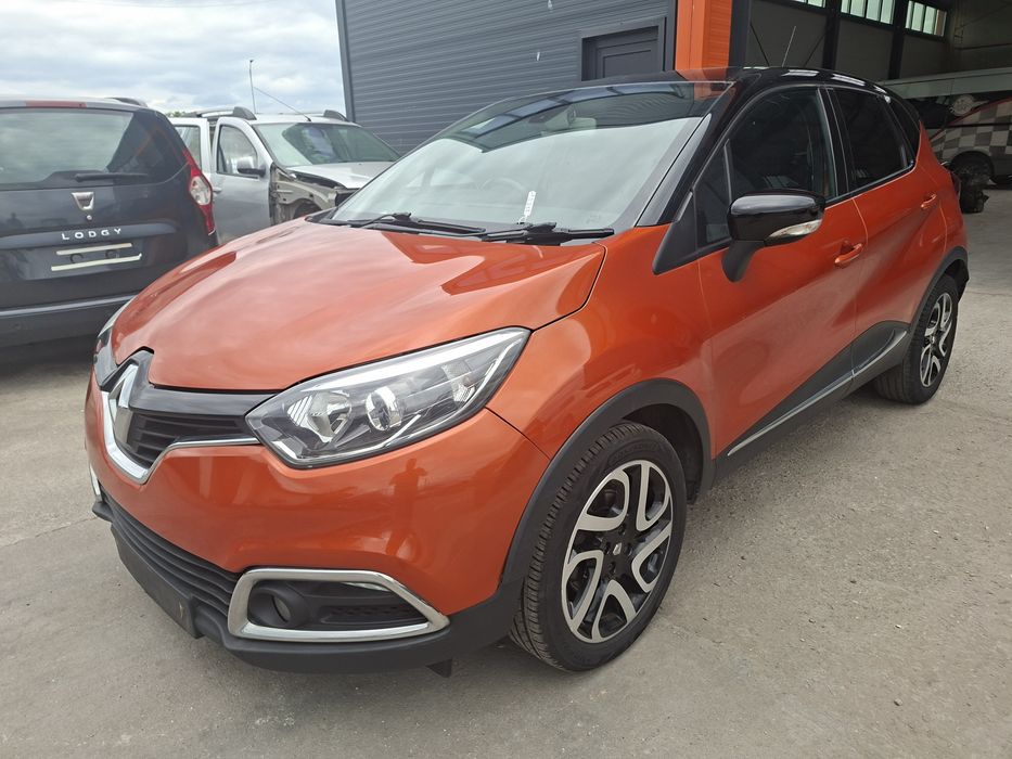 Dezmembram renault captur, an 2014, motor 1.5 dci